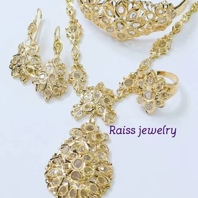 Raiss jewelry
